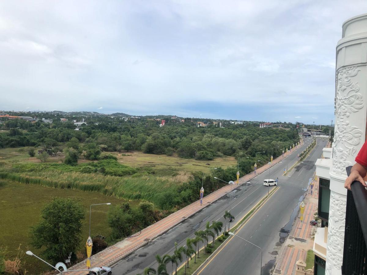 Espana Condo Resort Pattaya Evt Джомтьєн-Біч Екстер'єр фото