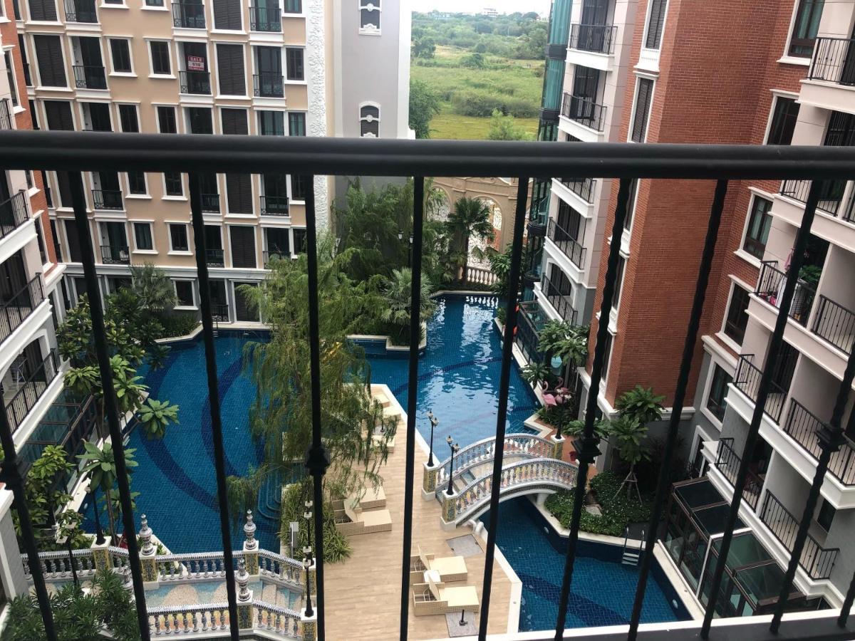 Espana Condo Resort Pattaya Evt Джомтьєн-Біч Екстер'єр фото